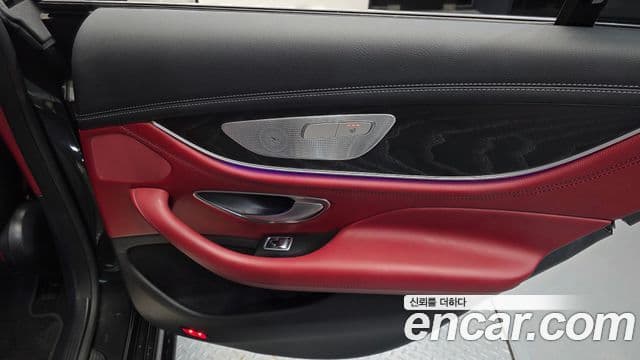 Mercedes-Benz CLS-Class 2022 — Photo 19/33
