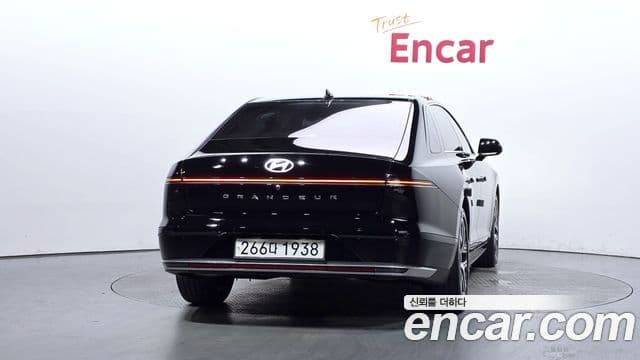 Hyundai Grandeur 2023 — Фото 4/20