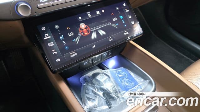 Hyundai Grandeur 2023 — Фото 17/20