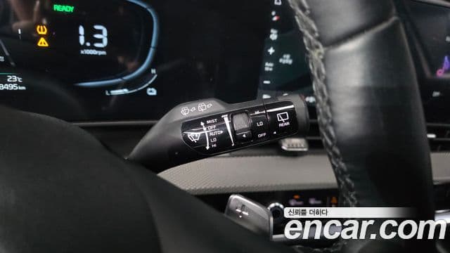 Kia Sportage 2024 — ფოტო 19/20
