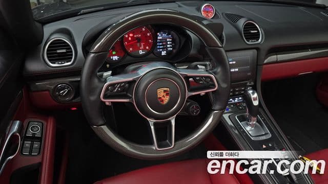 Porsche 718 Boxster 2019 — фото 11 из 20