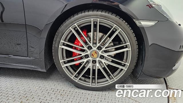 Porsche 718 Boxster 2019 — ფოტო 9/30