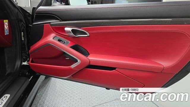 Porsche 718 Boxster 2019 — ფოტო 30/30