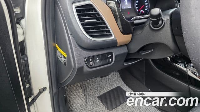 Kia Seltos 2019 — фото 17 из 20