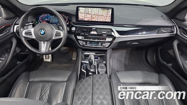BMW 5 Series 2021 — фото 7 из 20