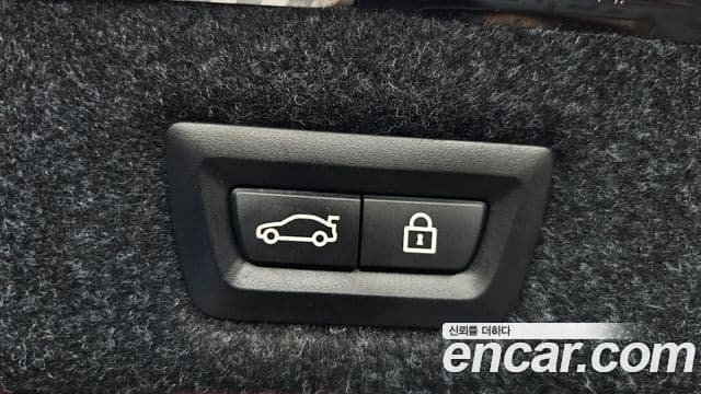 BMW 5 Series 2021 — фото 20 из 20