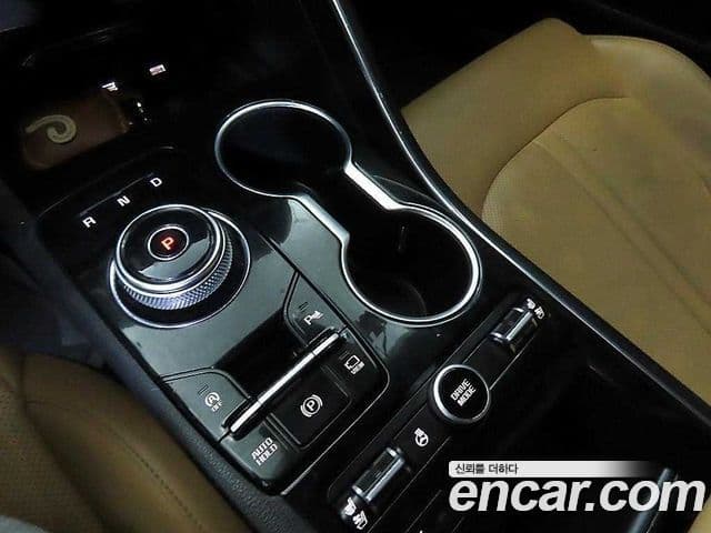 Kia K5 2022 — фото 11 из 20