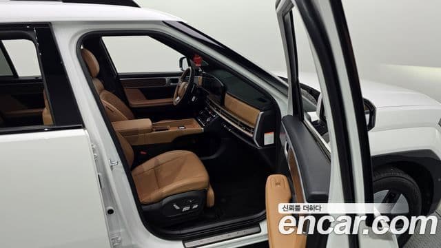 Hyundai Santa Fe 2024 — ფოტო 18/20