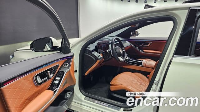 Mercedes-Benz S-Class 2022 — Photo 32/32
