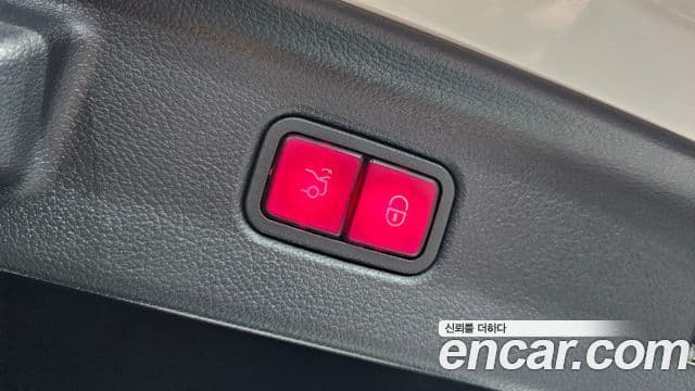 Mercedes-Benz S-Class 2022 — Photo 20/32