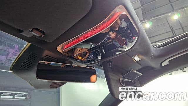 Mercedes-Benz S-Class 2022 — Photo 10/32
