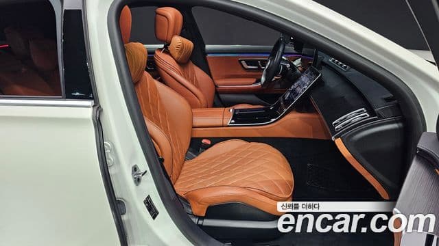Mercedes-Benz S-Class 2022 — Photo 5/32