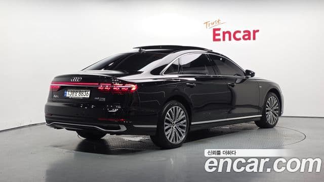 Audi A8 2023 — фото 2 из 20