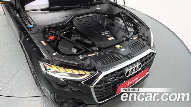 Audi A8 2023 — фото 6 из 20