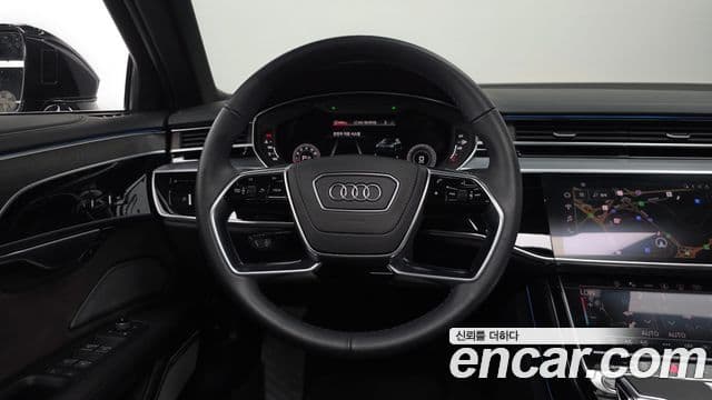 Audi A8 2023 — фото 13 из 20