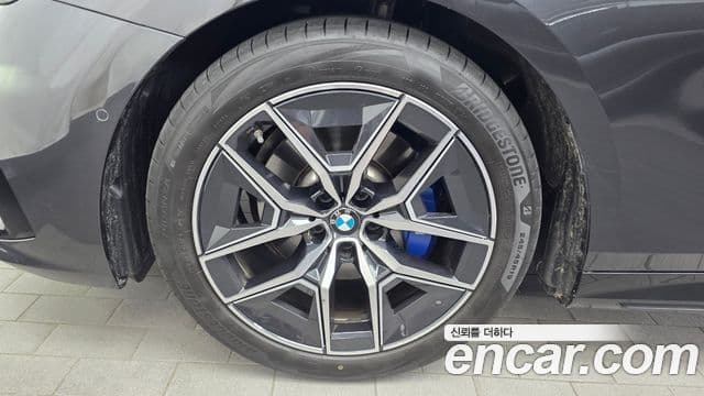 BMW 5 Series 2025 — ფოტო 5/20