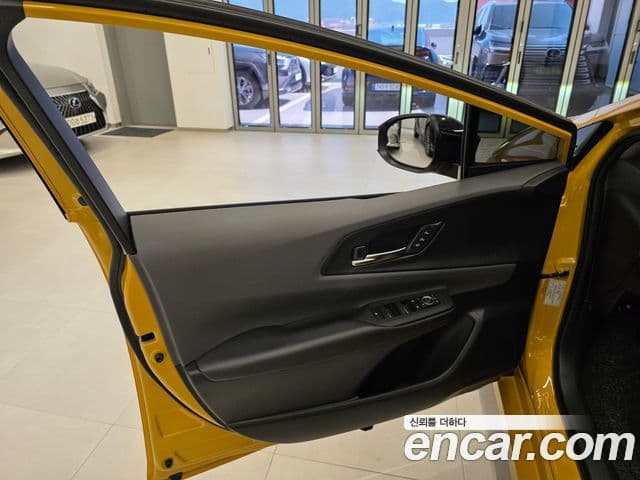 Toyota Prius 2024 — Şəkil 11/15