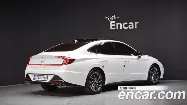 Hyundai Sonata 2019 — Фото 2/20