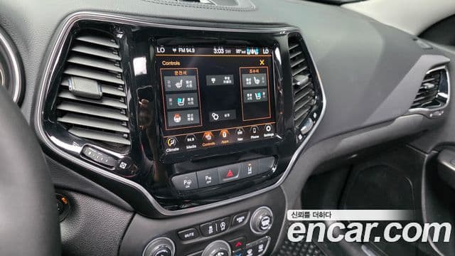 Jeep Cherokee 2021 — фото 14 из 20