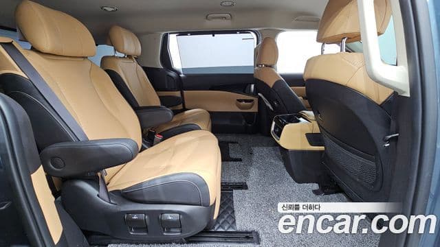Kia Carnival 2022 — Şəkil 12/20