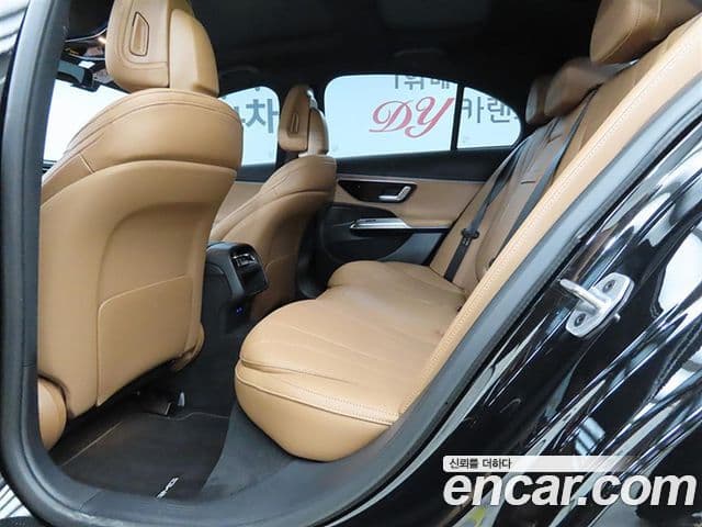 Mercedes-Benz E-Class 2025 — фото 6 из 20