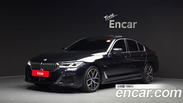 BMW 5 Series 2022 — Şəkil 1/20