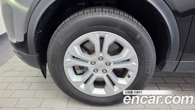 Land Rover Discovery Sport 2020 — фото 5 из 20