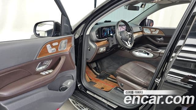 Mercedes-Benz GLE-Class 2020 — ფოტო 10/20