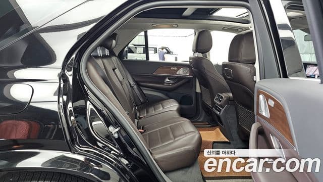 Mercedes-Benz GLE-Class 2020 — ფოტო 12/20
