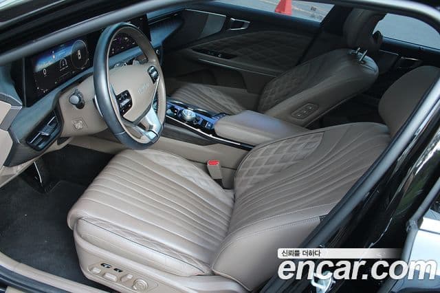 Kia K8 2023 — фото 14 из 20