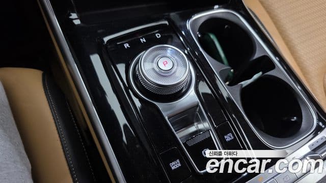 Kia Carnival 2021 — Фото 9/20