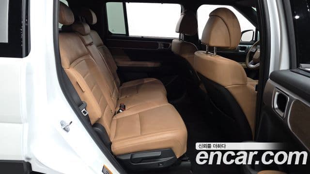 Hyundai Santa Fe 2025 — фото 12 из 20