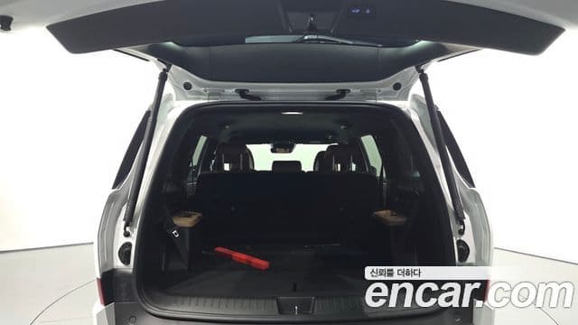 Hyundai Santa Fe 2025 — фото 20 из 20