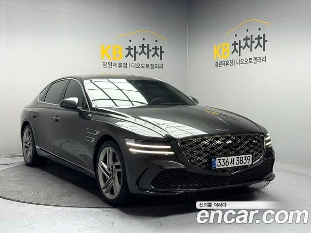 Genesis Electrified G80 2024 — Şəkil 10/19