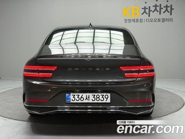 Genesis Electrified G80 2024 — Şəkil 3/19