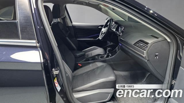 Volkswagen Jetta 2022 — фото 10 из 20