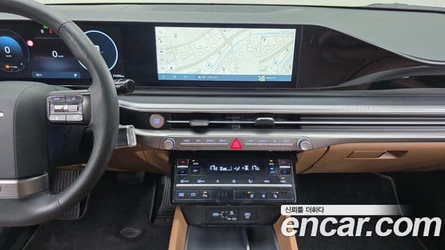 Hyundai Grandeur 2023 — ფოტო 14/20