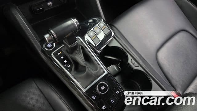 Kia Sportage 2023 — Şəkil 9/20