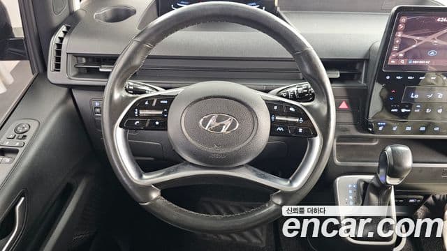 Hyundai Staria 2021 — ფოტო 13/20