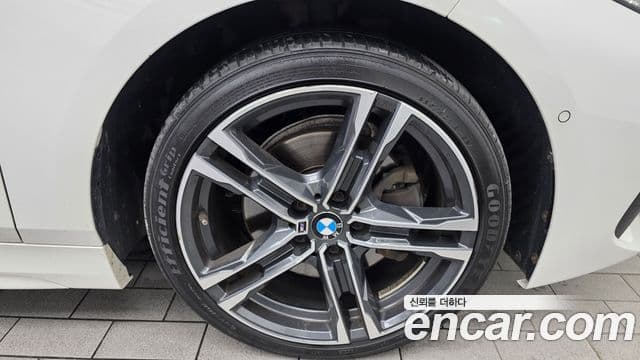 BMW 1 Series 2021 — Photo 20/31