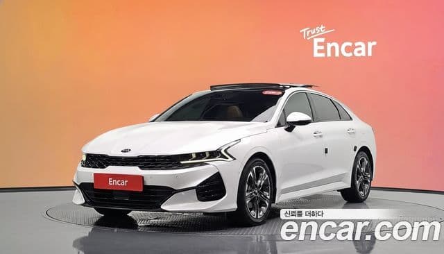 Kia K5 2020 — фото 1 из 20