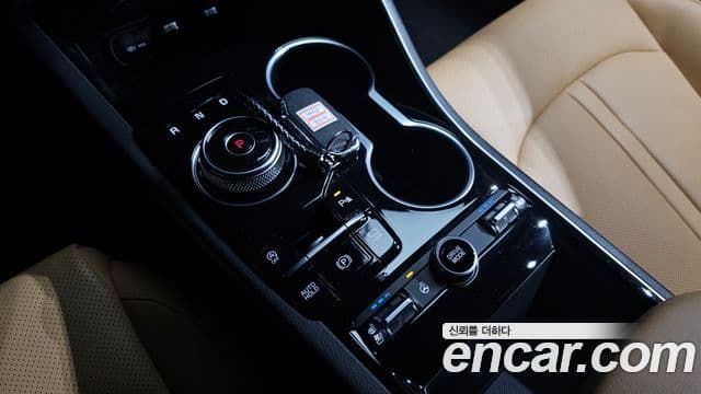 Kia K5 2023 — ფოტო 9/20