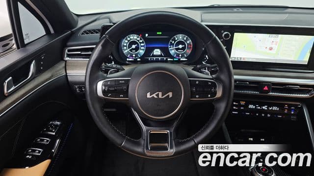 Kia K5 2022 — фото 13 из 20