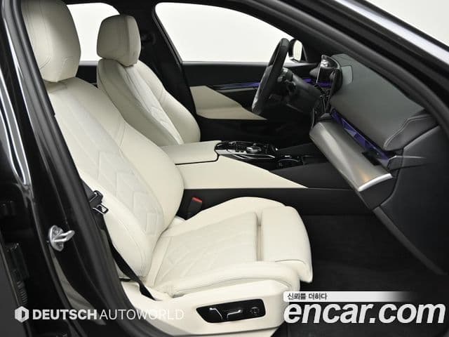 BMW 5 Series 2026 — Şəkil 17/20