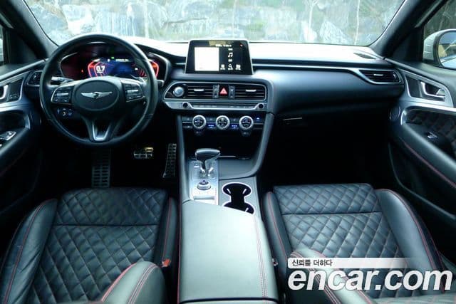 Genesis G70 2020 — Photo 3/20