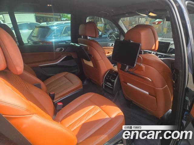 BMW X7 2024 — Photo 13/19