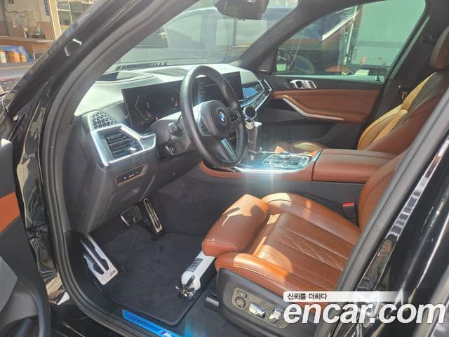 BMW X7 2024 — Photo 14/19