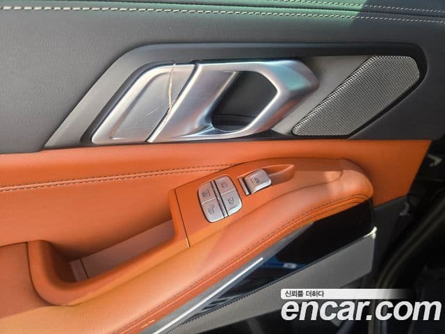 BMW X7 2024 — Photo 15/19
