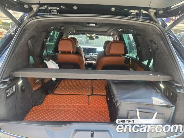 BMW X7 2024 — Photo 17/19