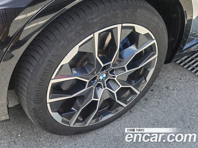 BMW X7 2024 — Photo 10/19
